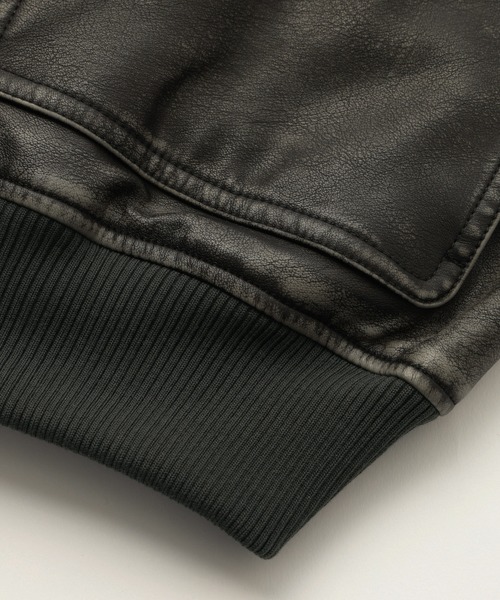 EMBOSSED LOGO PATCH DISTRESSED FAUX LEATHER JACKET（ブルゾン）｜X