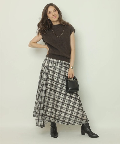 Apuweiser-riche（アプワイザーリッシェ）の「アシメチェック刺繍スカート（スカート・レディース・グレイッシュベージュ/ブラウン・2/1/0）」の11枚目の写真