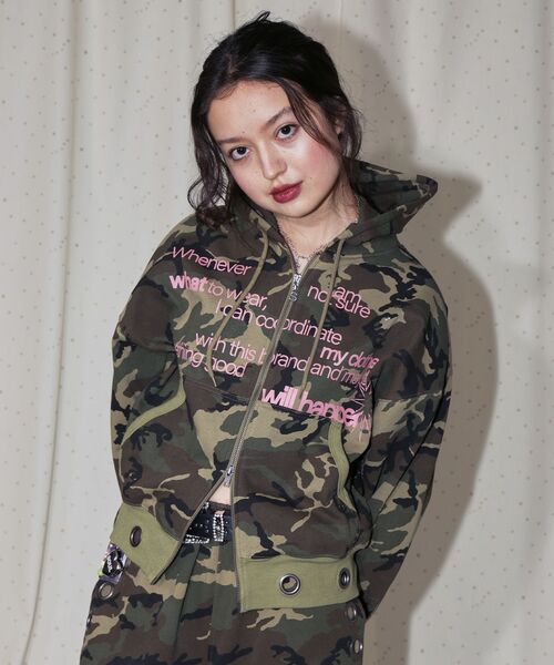 SEQUENZ（シークエンズ）の「＊新色追加【sqnz（エスキュンズ）】sqnz eyelet zip pk / ジップパーカー スタッズ フーディ ハトメ 裏起毛≪SET UP着用可能≫（パーカー・メンズ・グレー/その他1/ブラック/ピンク/ライトグレー・LARGE/MEDIUM/SMALL）」の5枚目の写真