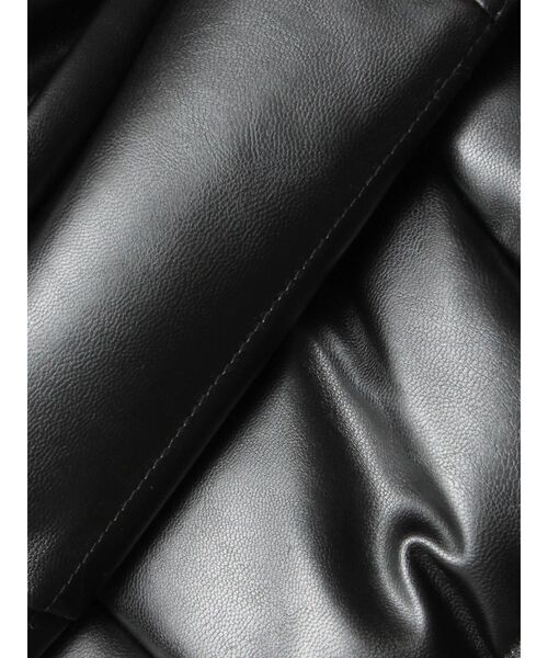 GYDA(ジェイダ)の「GDベルト付きフェイクレザーショートダウンコート(ダウンジャケット/コート・レディース・ブラック・FREE)」の16枚目の写真