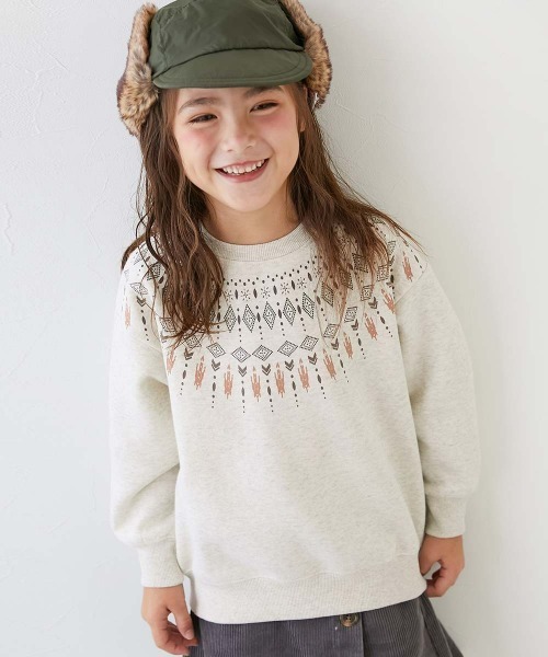 devirock（デビロック）の「デビラボ プリント 裏起毛  BOXシルエット トレーナー（スウェット・キッズ・レッド系1/レッド系2/ベージュ系1/グリーン系1/ブラック系2/ブルー系2/ベージュ系3/ブラック系4/ブラック系1/ベージュ系2/ブラック系3/グリーン系2/ブルー系1/ピンク系1・90cm/100cm/110cm/120cm/130cm/140cm/150cm/160cm）」の6枚目の写真