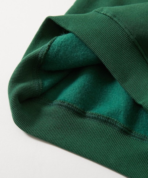 devirock（デビロック）の「デビラボ プリント 裏起毛  BOXシルエット トレーナー（スウェット・キッズ・レッド系1/レッド系2/ベージュ系1/グリーン系1/ブラック系2/ブルー系2/ベージュ系3/ブラック系4/ブラック系1/ベージュ系2/ブラック系3/グリーン系2/ブルー系1/ピンク系1・90cm/100cm/110cm/120cm/130cm/140cm/150cm/160cm）」の21枚目の写真