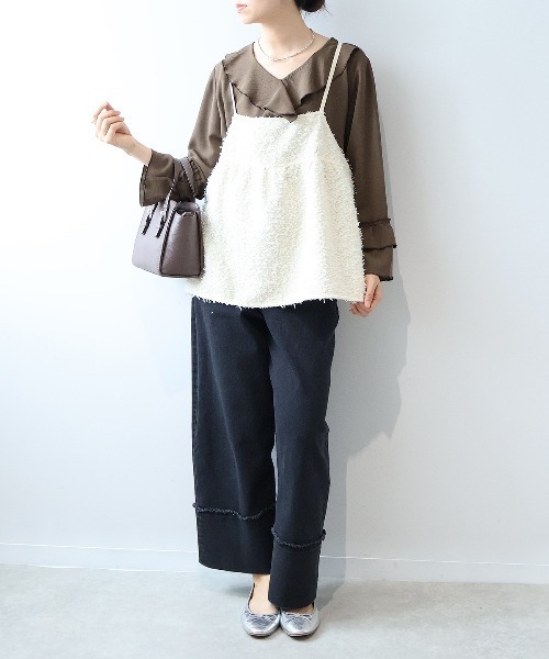 leswel(レスウェル)の「【L~5L 大きいサイズ】ラッフルフリルスリーブブラウス(シャツ/ブラウス・レディース・ダークブラウン/クリーム/ネイビー・5L/4L/3L/LL/L)」の14枚目の写真