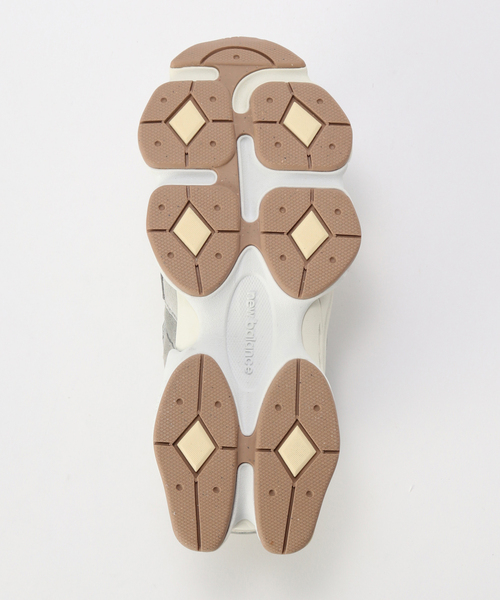 IENA(イエナ)の「NEW BALANCE/ニューバランス 9060AUB(スニーカー・レディース・グレー・22.5cm/23cm/23.5cm/24cm/24.5cm/25cm)」の12枚目の写真