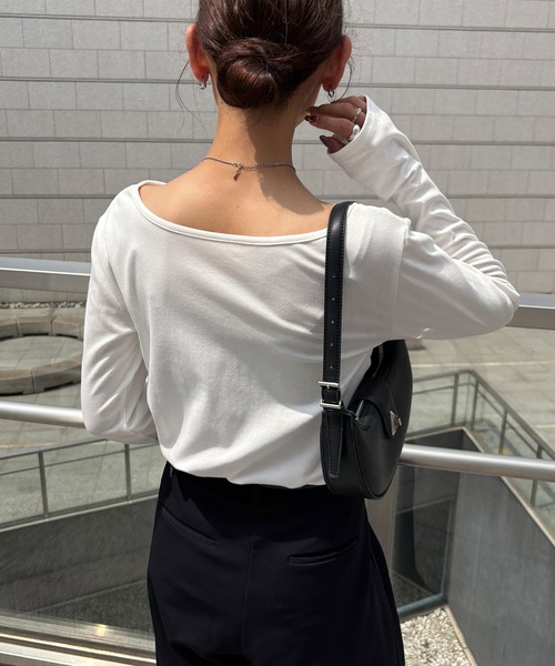 NOGLE(ノグル)の「【NOGLE/ノグル】2wayオフショルロンT(Tシャツ/カットソー・レディース・チャコール/ホワイト/ブラック/オートミール/ピンク・FREE)」の7枚目の写真