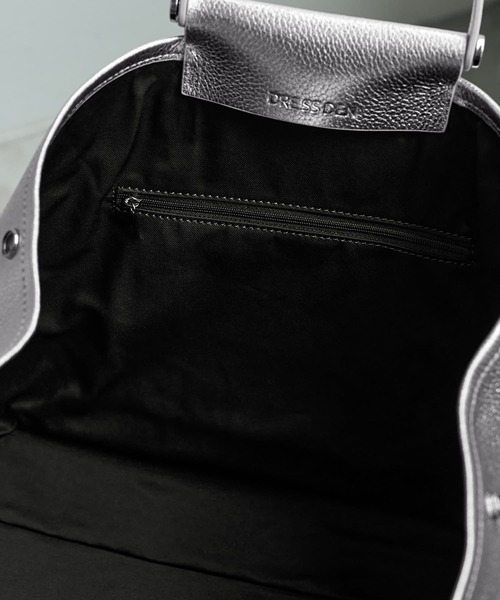STYLE DELI（スタイルデリ）の「【DRESSDEN】レザーバッグ／L-01（トートバッグ・レディース・ブラック/シルバー/グレイッシュベージュ・FREE）」の14枚目の写真