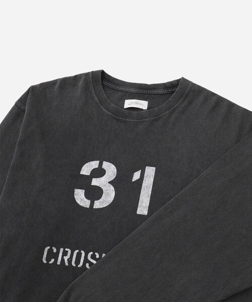 Saturdays NYC（サタデーズ ニューヨークシティ ）の「Crosby Stencil Print Relaxed LS Tee（Tシャツ/カットソー・メンズ・オリーブ/チャコールグレー・X-SMALL/XL/S/M/L）」の16枚目の写真