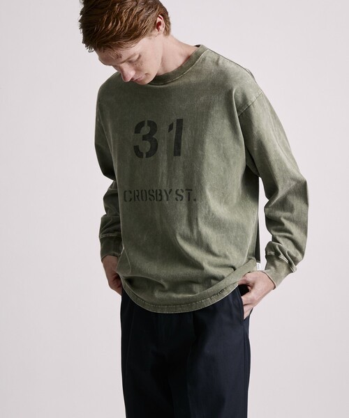 Saturdays NYC（サタデーズ ニューヨークシティ ）の「Crosby Stencil Print Relaxed LS Tee（Tシャツ/カットソー・メンズ・オリーブ/チャコールグレー・X-SMALL/XL/S/M/L）」の4枚目の写真