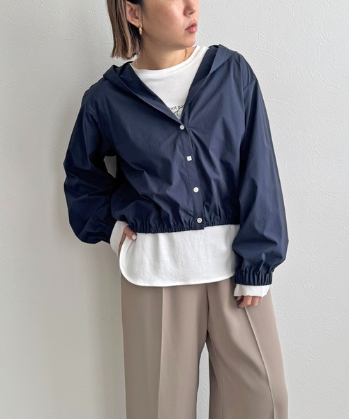 LHELBIE(レルビエ)の「ナイロンブルゾン(ブルゾン・レディース・ライトベージュ/ブラック/ネイビー・M)」の3枚目の写真