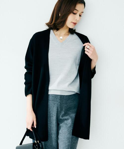 UNTITLED（アンタイトル）の「【洗える/ボタンなし】ミラノリブカーディガン（カーディガン/ボレロ・レディース・ブラック/ナチュラル・04/02/00/44）」の4枚目の写真