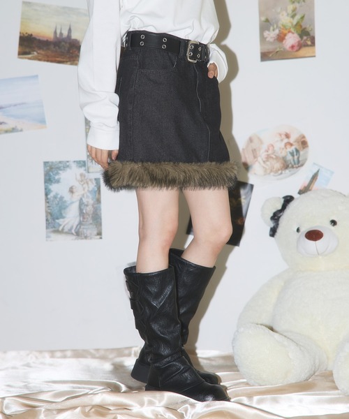 MSGirl(エムエスジーガール)の「フェイクファー/デニム ミニスカート スカパン(デニムスカート・レディース・ブルー/ブラック・S/M)」の7枚目の写真