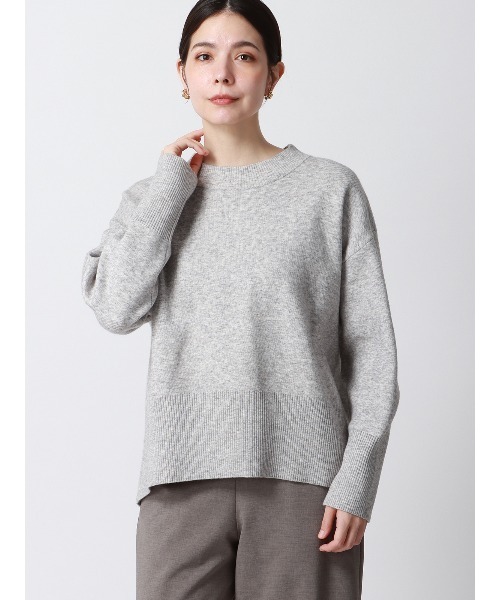 SUIT SQUARE（スーツスクエア）の「CHANTOWA コクーンシルエットプルオーバー 長袖 ウォッシャブル 無地（ニット/セーター・レディース・アイボリー系/パープル系/グレー系2/ブラウン系/グレー系1/ベージュ系・38(9号)）」の2枚目の写真