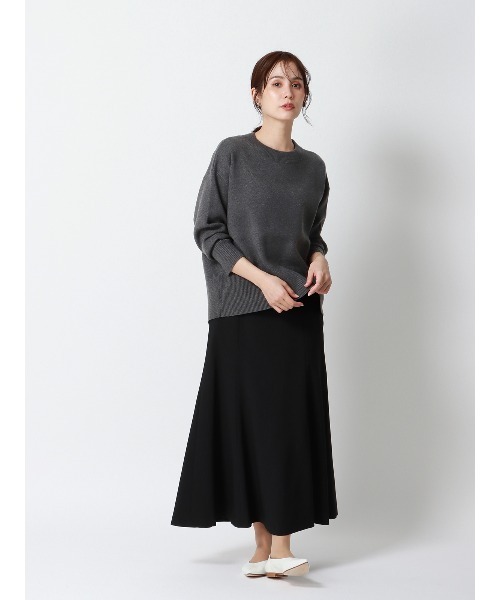 SUIT SQUARE（スーツスクエア）の「CHANTOWA コクーンシルエットプルオーバー 長袖 ウォッシャブル 無地（ニット/セーター・レディース・アイボリー系/パープル系/グレー系2/ブラウン系/グレー系1/ベージュ系・38(9号)）」の19枚目の写真