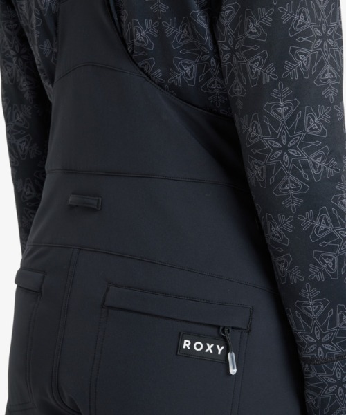 ROXY（ロキシー）の「SUMMIT BIB PT /ロキシースキニースキースノーボードビブパンツ（その他パンツ・レディース・ブラック/グリーン・SMALL/MEDIUM/LARGE）」の17枚目の写真