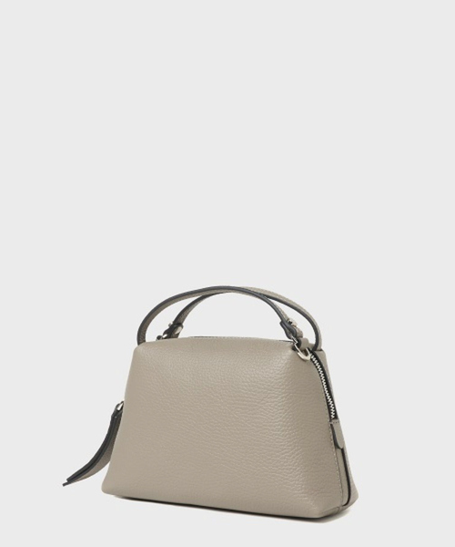 GIANNI CHIARINI(ジャンニ キアリーニ)の「【GIANNI CHIARINI/ジャンニ キアリーニ】ALIFA S アリファ レザーミニショルダーバッグ(ショルダーバッグ・レディース・グレイッシュベージュ/アイボリー/ブラック・フリー)」の3枚目の写真