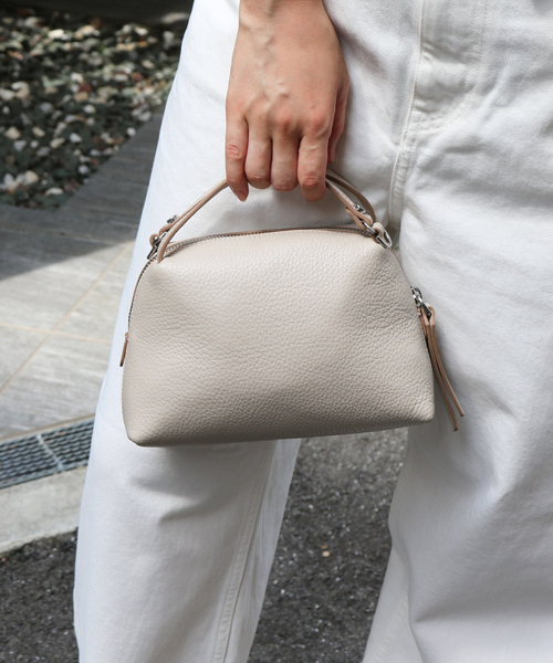 GIANNI CHIARINI(ジャンニ キアリーニ)の「【GIANNI CHIARINI/ジャンニ キアリーニ】ALIFA S アリファ レザーミニショルダーバッグ(ショルダーバッグ・レディース・グレイッシュベージュ/アイボリー/ブラック・フリー)」の7枚目の写真