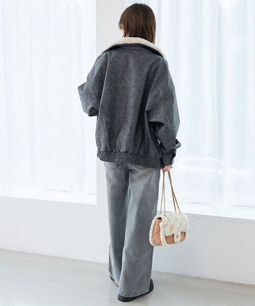 MAJESTIC LEGON(マジェスティックレゴン)の「ヴィンテージライク合皮ブルゾン(ブルゾン・レディース・ブラウン/ブラック系その他2/ブラック・MEDIUM)」の13枚目の写真