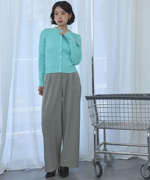 Ampirula（アンピルーラ）の「ケーブル編み ショート丈 ニットカーディガン（カーディガン/ボレロ・レディース・レッド/ブルー/ブラック・FREE）」の10枚目の写真