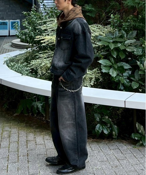 Chikashitsu +（チカシツプラス）の「【Chikashitsu +】semi wide denim pants 2 / 【チカシツプラス】セミワイドデニムパンツ2（デニムパンツ・メンズ・ブラック/ブルー・M/S）」の12枚目の写真