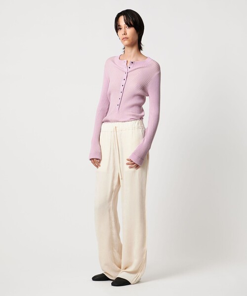 AEWEN MATOPH（イウエン マトフ）の「＜AEWEN MATOPH＞ウールリブヘンリーネック ニットプルオーバー（ニット/セーター・レディース・ライトグレー/ライラック/ブラック・FREE）」の6枚目の写真