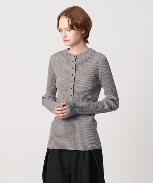 AEWEN MATOPH（イウエン マトフ）の「＜AEWEN MATOPH＞ウールリブヘンリーネック ニットプルオーバー（ニット/セーター・レディース・ライトグレー/ライラック/ブラック・FREE）」の16枚目の写真