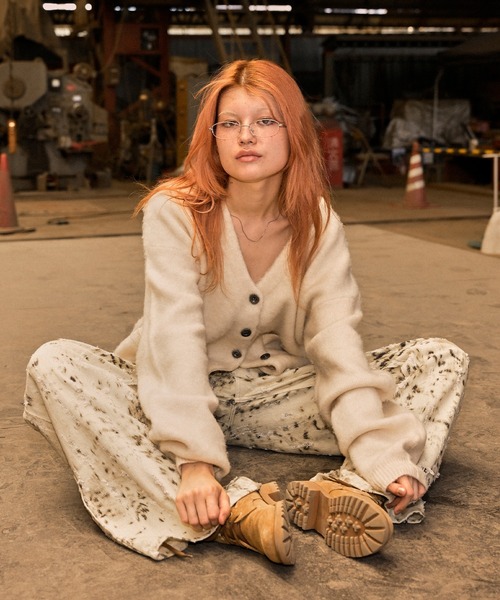 ACLENT（アクレント）の「ジャガードニットカーディガン（ニット/セーター・レディース・アイボリー/ブラック/ブルー/レッド/レオパード・FREE）」の20枚目の写真