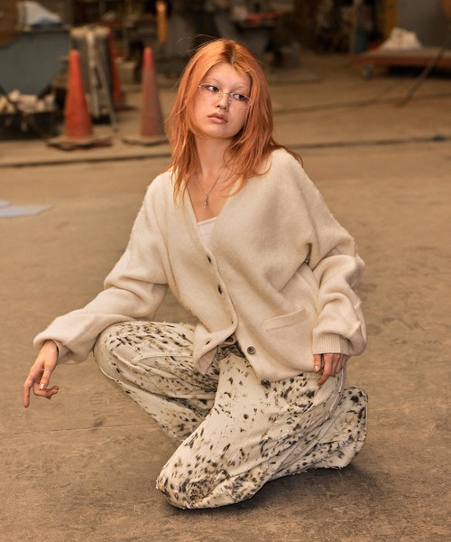 ACLENT（アクレント）の「ジャガードニットカーディガン（ニット/セーター・レディース・アイボリー/ブラック/ブルー/レッド/レオパード・FREE）」の10枚目の写真