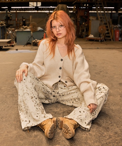 ACLENT（アクレント）の「ジャガードニットカーディガン（ニット/セーター・レディース・アイボリー/ブラック/ブルー/レッド/レオパード・FREE）」の21枚目の写真