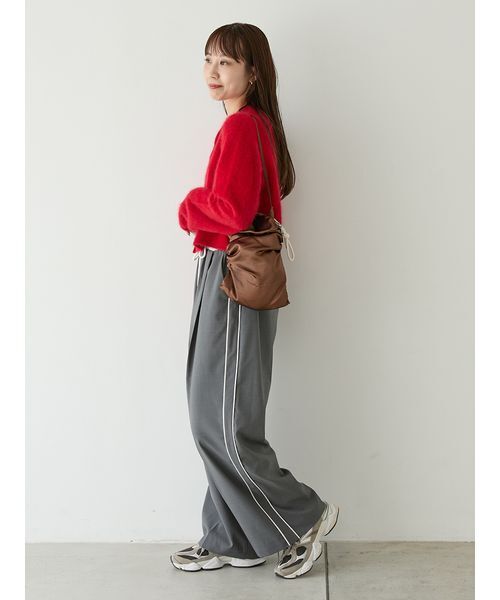 emmi（エミ）の「フォックスカシミヤニットカーディガン（カーディガン/ボレロ・レディース・レッド/グレー/ブルー・F）」の20枚目の写真