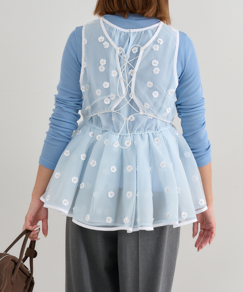 U by SPICK&SPAN（ユーバイスピックアンドスパン）の「フラワースパンコールブラウス（シャツ/ブラウス・レディース・サックスブルー/ホワイト・FREE）」の19枚目の写真