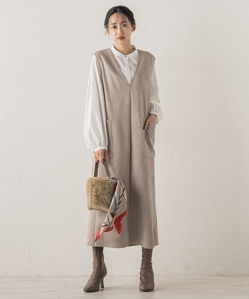 Droite lautreamont（ドロワットロートレアモン）の「マシュマロスウェードワンピース≪手洗い可能≫（ワンピース・レディース・ベージュ/チャコールグレー・M/S）」の18枚目の写真