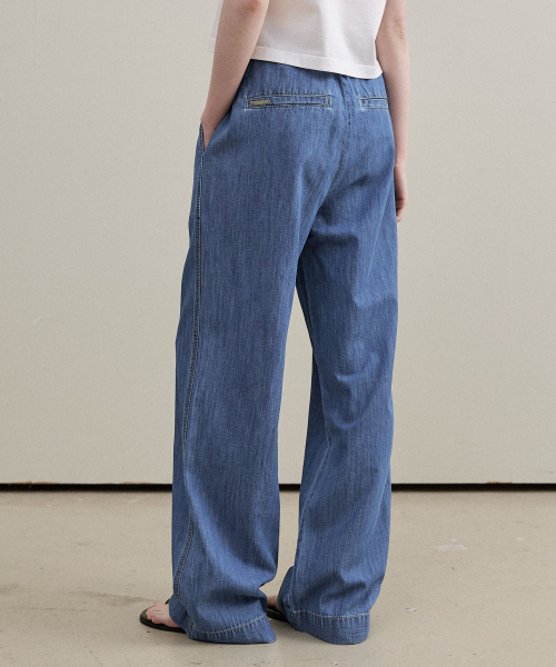 ARTID(アルティーダ)の「ライトタックデニムパンツ_BLUE(デニムパンツ・レディース・ブルー・MEDIUM/SMALL)」の6枚目の写真
