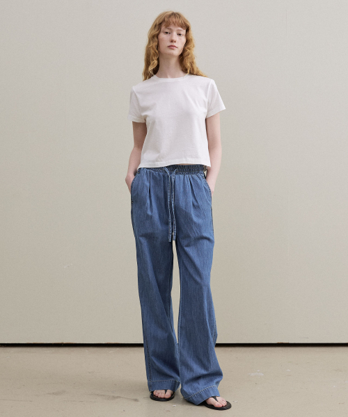 ARTID(アルティーダ)の「ライトタックデニムパンツ_BLUE(デニムパンツ・レディース・ブルー・MEDIUM/SMALL)」の2枚目の写真
