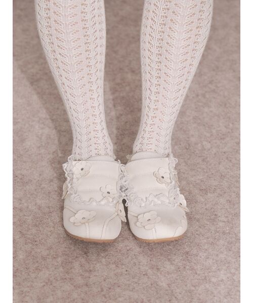 merry jenny(メリージェニー)の「お花いっぱいフラットスニーカー(スニーカー・レディース・オフホワイト/ブラック・LARGE/MEDIUM)」の10枚目の写真