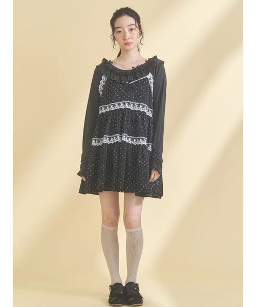 merry jenny(メリージェニー)の「お花いっぱいフラットスニーカー(スニーカー・レディース・オフホワイト/ブラック・LARGE/MEDIUM)」の13枚目の写真
