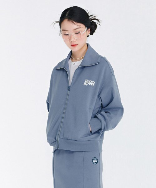 CHASECULT(チェイスカルト)の「レディースレタリンググラフィックカラージップアップ-CARG4361B0N(パーカー・レディース・ブルー・85/90)」の5枚目の写真