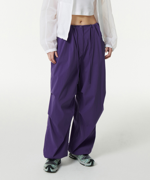 MUSINSA STANDARD WOMAN（ムシンサスタンダードウーマン）の「ウィメンズパラシュートパンツ[パープル]（スウェットパンツ・レディース・その他・30/24/26/28/22）」の2枚目の写真
