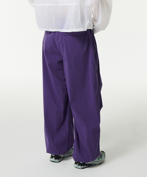 MUSINSA STANDARD WOMAN（ムシンサスタンダードウーマン）の「ウィメンズパラシュートパンツ[パープル]（スウェットパンツ・レディース・その他・30/24/26/28/22）」の3枚目の写真