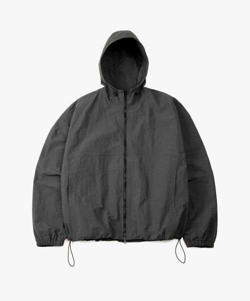 TOFFEE(トフィー)の「ライトウェイトウィンドジャンパー(CHARCOAL)(ナイロンジャケット・メンズ・その他・MEDIUM/LARGE/X-LARGE)」の2枚目の写真