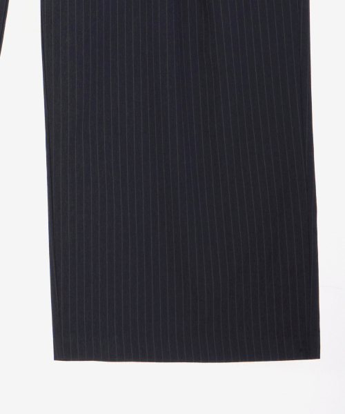 GLW(ジーエルダブリュ)の「ツータックワイドストライプスラックスネイビー(スラックス・レディース・その他・LARGE/SMALL/MEDIUM)」の12枚目の写真