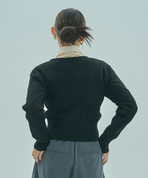 ROSE BUD(ローズバッド)の「CROPPED KNIT CARDIGAN(カーディガン/ボレロ・レディース・ブラック/グレー/イエロー・ONE SIZE)」の6枚目の写真