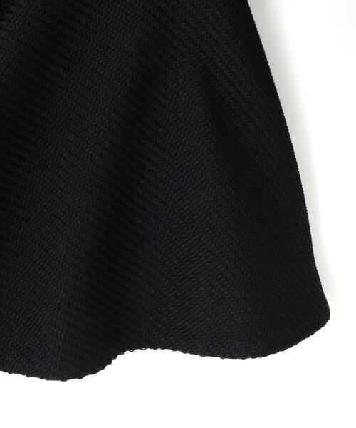 LE PHIL(ルフィル)の「◆ツイードボリュームスリーブジャケット(ノーカラージャケット・レディース・ブラック/ネイビー・F)」の16枚目の写真