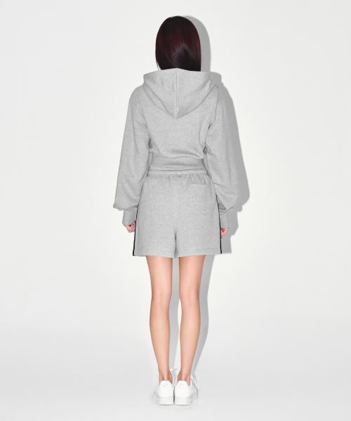 BORN TO WIN（ボーントゥウィン）の「W CHROME B TRACK LINE SHORTS [MELANGE GREY]（その他パンツ・レディース・その他・1/2）」の6枚目の写真