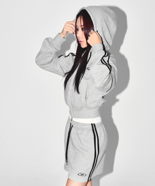 BORN TO WIN（ボーントゥウィン）の「W CHROME B TRACK LINE SHORTS [MELANGE GREY]（その他パンツ・レディース・その他・1/2）」の9枚目の写真