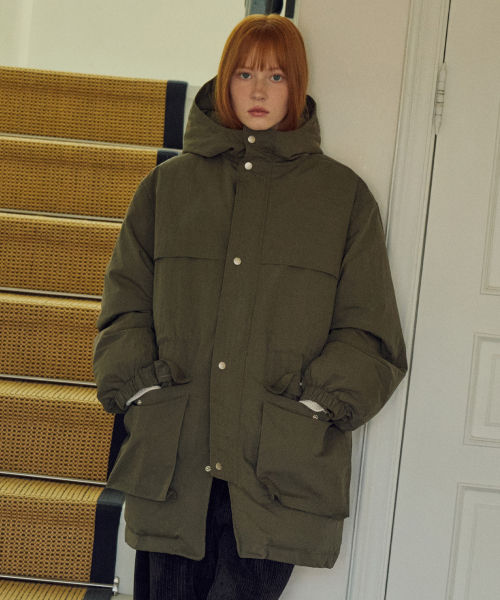 WEDNESDAYOASISFORWOMEN(ウェンズデー オアシス フォー ウーマン)の「W/エアリーコンフォートフードパディングジャケット_カーキ(ダウンジャケット/コート・レディース・ブラック/カーキ・FREE)」の3枚目の写真