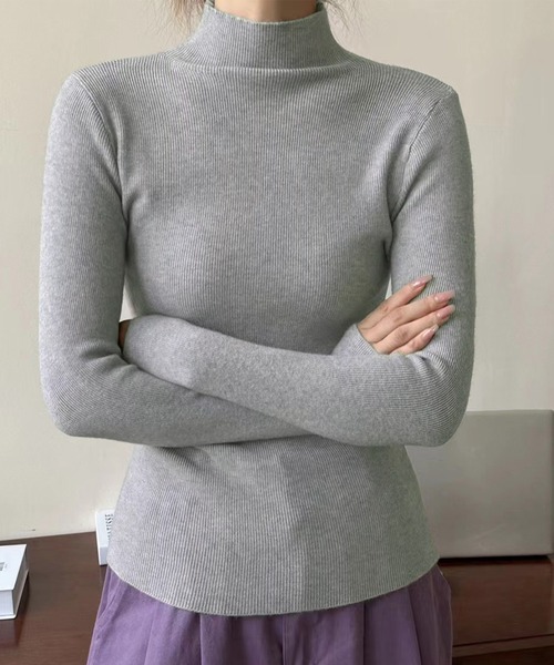 DAY CLOSET(デイ クローゼット)の「【大人の細魅せ上品ニット】長袖きれいめベーシックハイネックニットトップス レディース(ニット/セーター・レディース・アイボリー/ブラック/ワインレッド/キナリ/ダークグレー/グレー・FREE)」の19枚目の写真