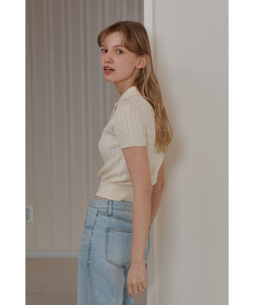 ANOETIC(アノエティック)の「ANC CABLE COLLAR KNIT_IVORY(ニット/セーター・レディース・アイボリー・FREE)」の3枚目の写真