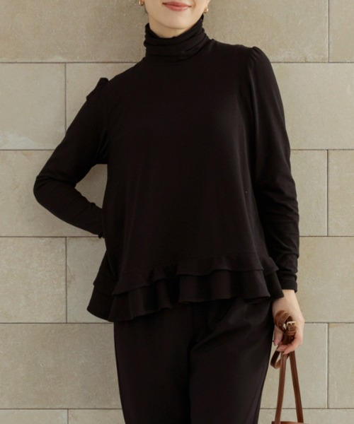 Sono(ソーノ)の「【新作12/5発売】【SONO/ソーノ】ソフトタッチ ミニティアードプルオーバー(Tシャツ/カットソー・レディース・ブラック/アイボリー/グレー・1/2)」の2枚目の写真