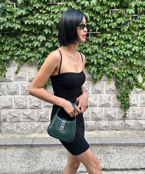 ELEGANCE PARIS(エレガンスパリ)の「ボニーラセラー ミニクロスバッグ OQSH001Y(メッセンジャーバッグ・レディース・ライトイエロー・FREE)」の7枚目の写真
