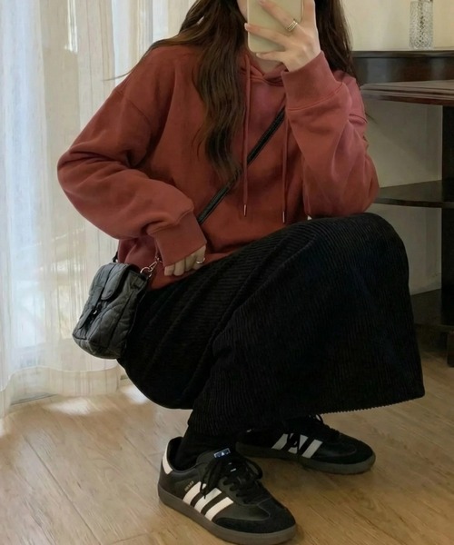 cammie（キャミー）の「コーデユロイミドル丈スカート（スカート・レディース・ダークブラウン/ブラック/グレー・M/L）」の7枚目の写真